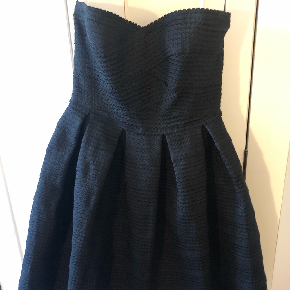 Honey punch black dress (small). Homecoming dress